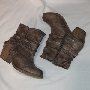 SO Heeled Ankle Boots